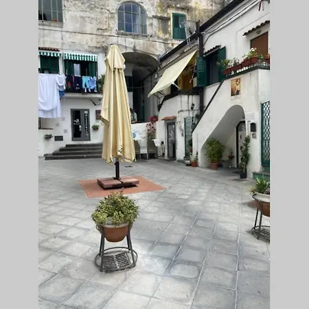 Sandro's Center Vakantiehuis Vietri