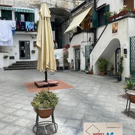 Sandro's Center
